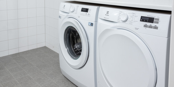 Tvättmaskin och torktumlare.
