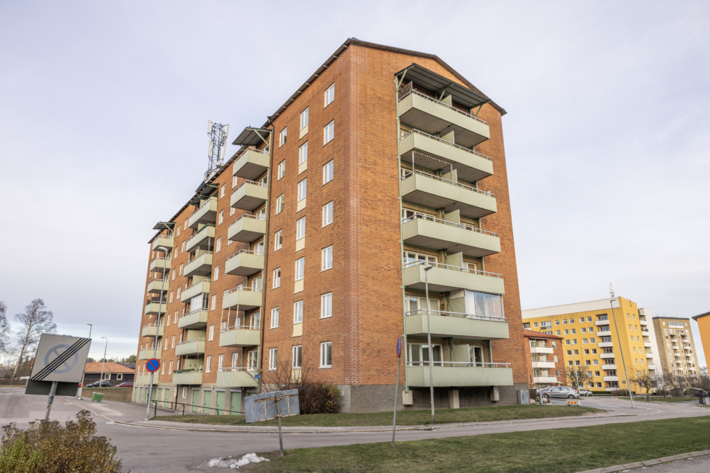 Fasadbild på Ängsvaktaregatan 20-22.