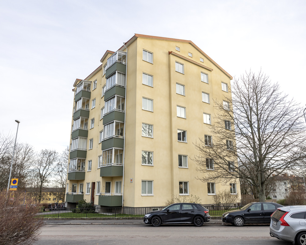 Fasadbild Apelgatan 8.