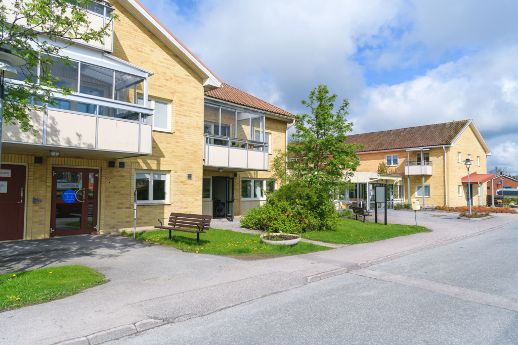 Fasadbild på Prima Plusboende i Krokek.