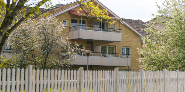 Fasadbild på Prima Plusboende i Krokek.