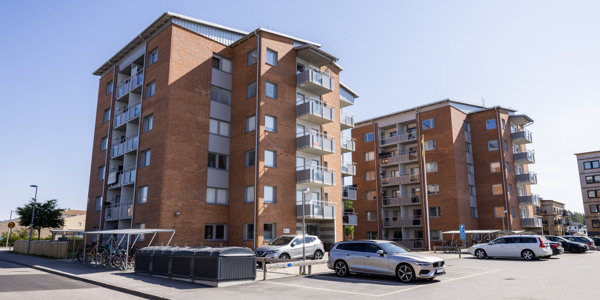 Rambogatan 152-254, två höghus