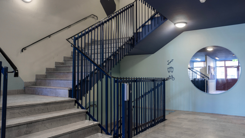 Trapphus i studentboendet Gripen.